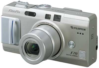 FinePix F710 Zoom — компактная камера с функцией съемки «широкоэкранных» кадров и видеороликов