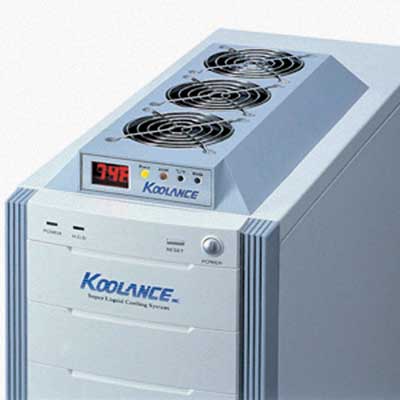 Рис. 15. Корпус PC2-C компании Koolance со встроенной системой жидкостного охлаждения