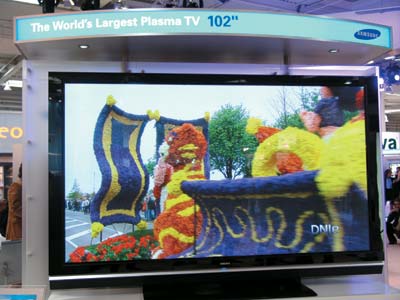 102-дюймовая плазменная панель от Samsung
