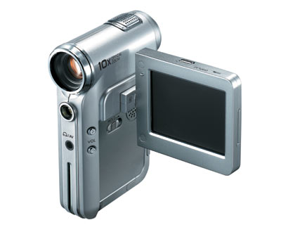 Миниатюрные видеокамеры Samsung MiniKet VP-M105 и VP-M110 сравнялись по цене