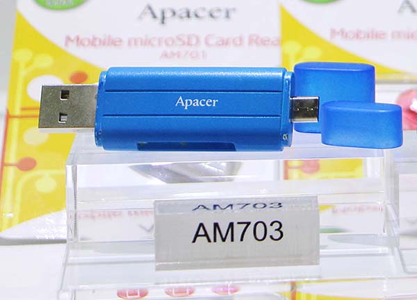 USB-флэшка Apacer AM703 оборудована двумя разъемами