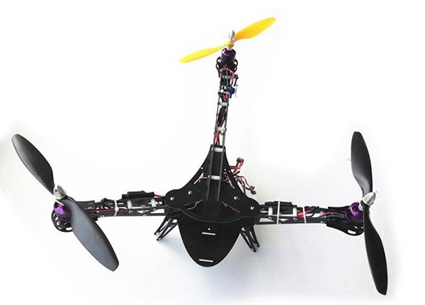Редкая разновидность мультикоптеров – модель с тремя воздушными винтами
