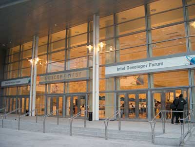 Местом проведения Форума IDF Spring 2004 стал крупнейший выставочный центр Moscone Center