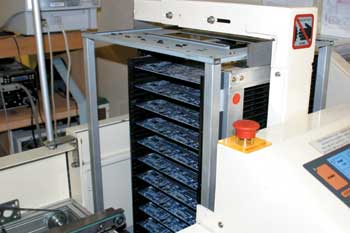Рис. 3. Автомат ATB 1000M для временного хранения PCB