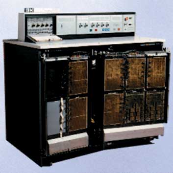 Часть оборудования ЭВМ IBM System/360 (1964 г.)