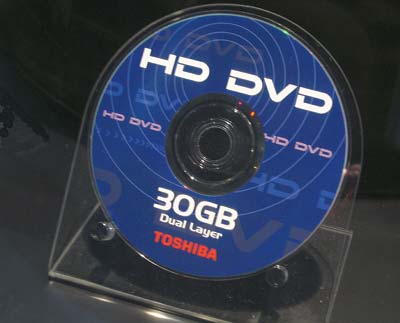 Двуслойный диск HD-DVD-ROM емкостью 30 Гбайт