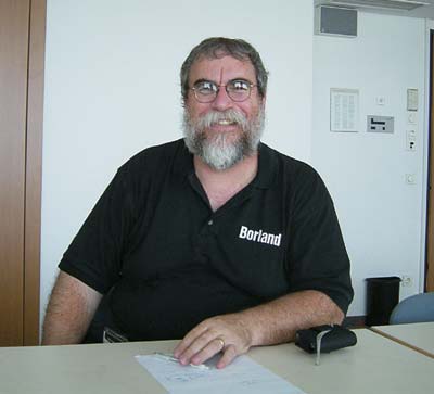 Дэвид Интерсимон, вице-президент Borland по связям с разработчиками
