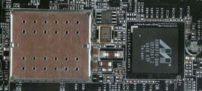 Рис. 2. Контроллер Marvell Libertas IEEE 802.11g (88W8310 (процессор MAC-уровня) и 88W8000G (PHY))