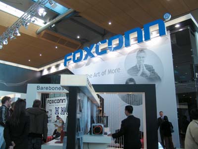  Стенд компании Foxconn