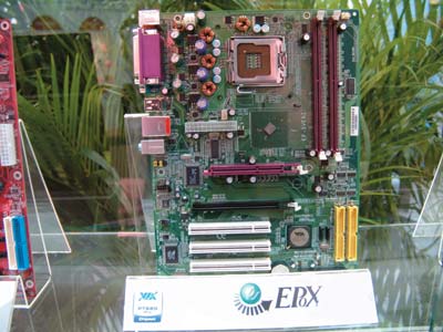 Плата компании EPoX на чипсете VIA PT880 Pro