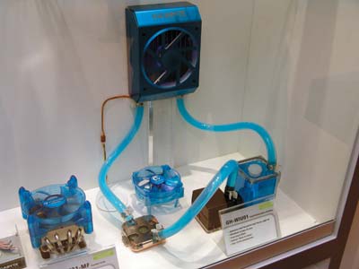 Система жидкостного охлаждения GH-WIU01 компании Gigabyte