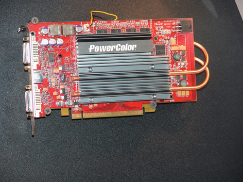 Видеокарта PowerColor X800 XL с пассивной системой охлаждения