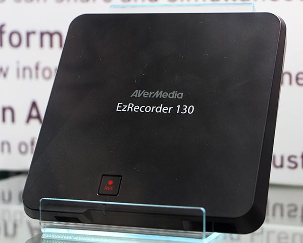 Внешнее устройство EzRecorder 130 работает без ПК