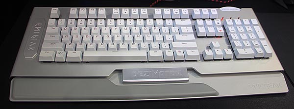 Игровые клавиатуры EpicGear DeziMator