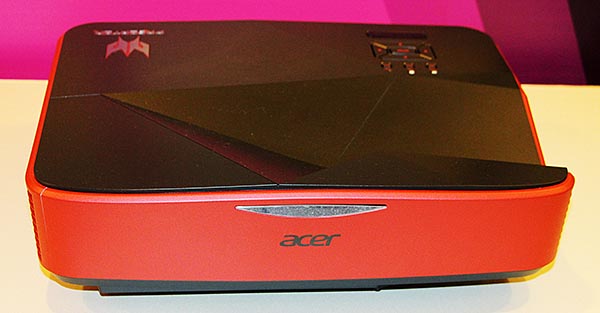 Игровой проектор Acer Predator Z850