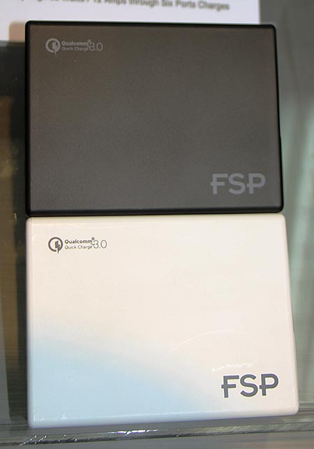 Шестипортовый USB-концентратор FSP Amport 62