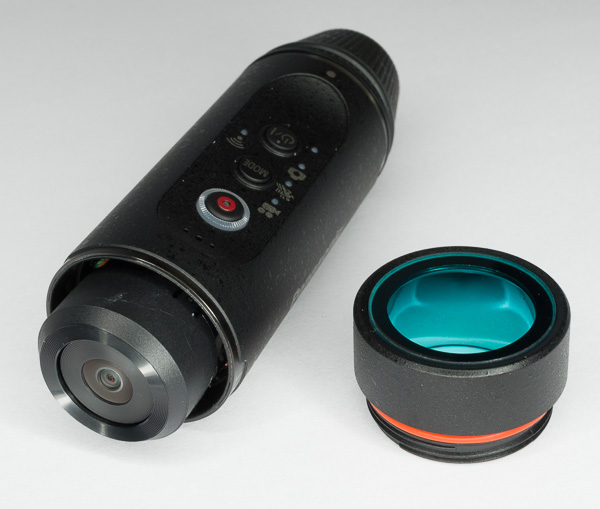 Объектив камеры защищен съемным оптическим фильтром
