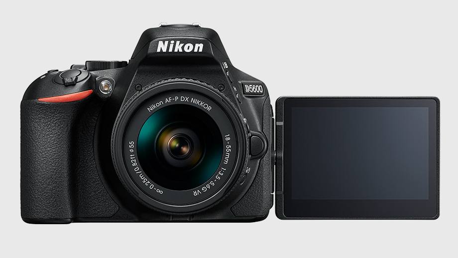 Новая фотокамера D5600 от Nikon