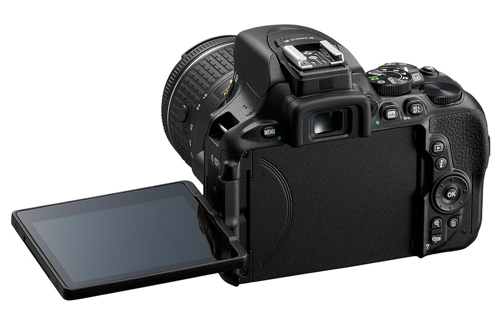 Новая фотокамера D5600 от Nikon