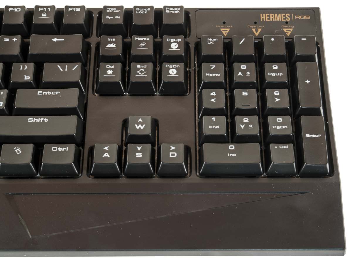 Игровая клавиатура GAMDIAS HERMES RGB