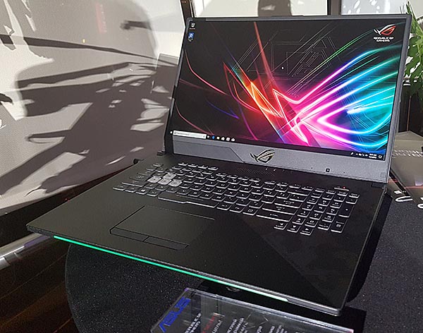 ROG Strix SCAR II (GL704)