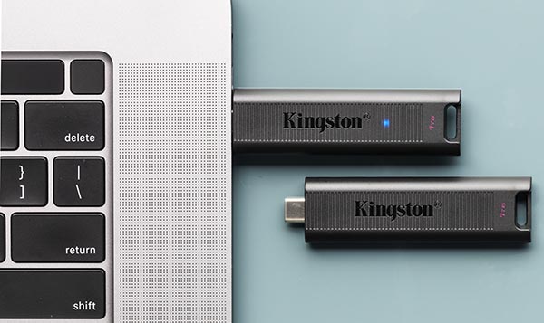 Kingston DataTraveler Max