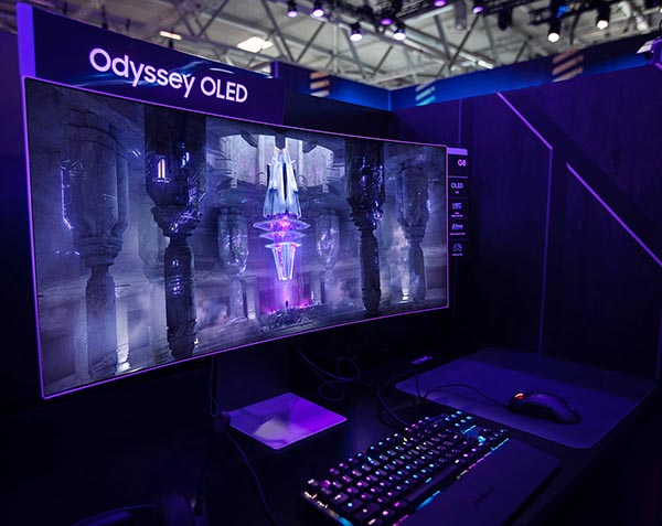 Samsung Odyssey OLED G8 (G85SB)