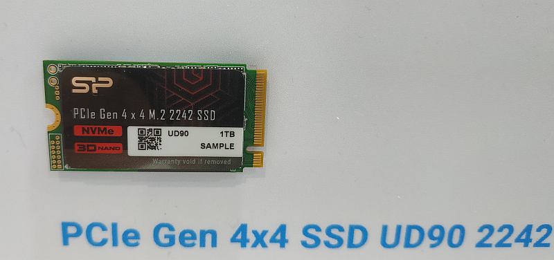 NVMe накопитель UD90 2242